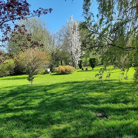 Un Petit Coin De Paradis * Clairfontaine